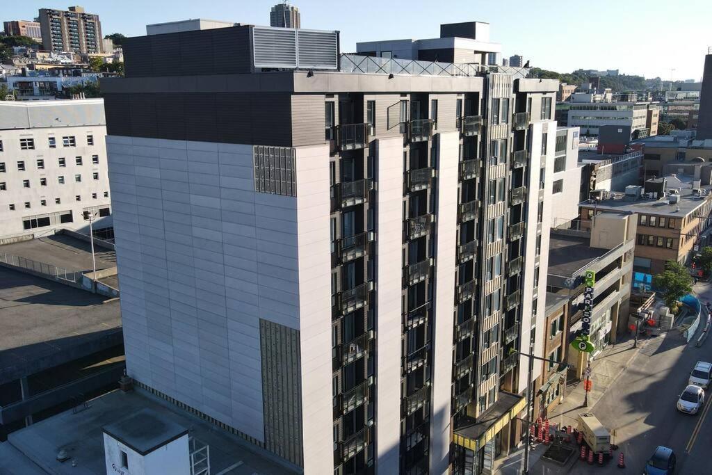Condo Chic, Centre-Ville Piscine, Terrasse, Gym Québec Exterior foto